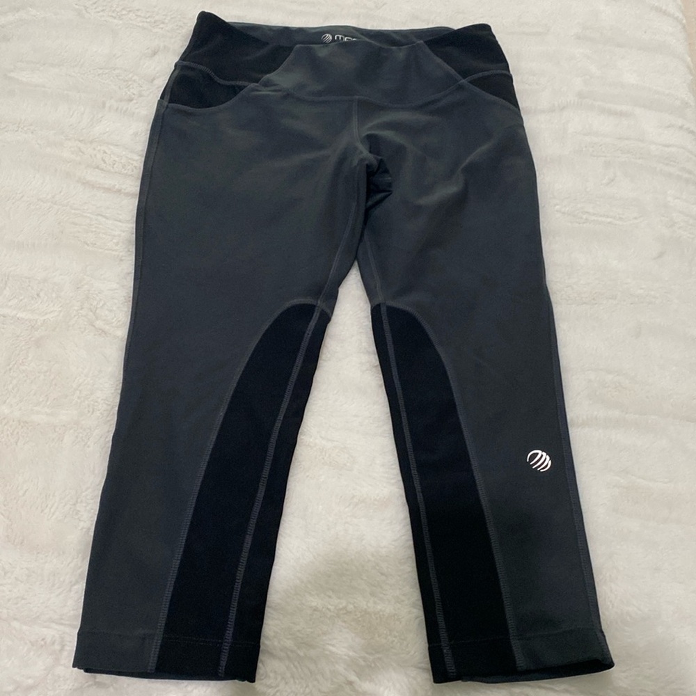 MPG Yoga Leggings - Picture 2 of 6